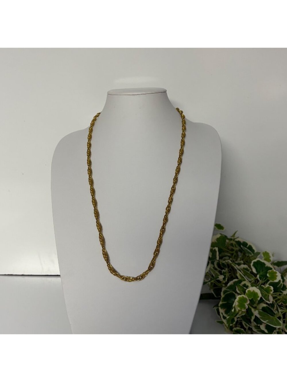 Vintage Gold Tone Rope Chain Necklace Classic Minimalist 30 inch